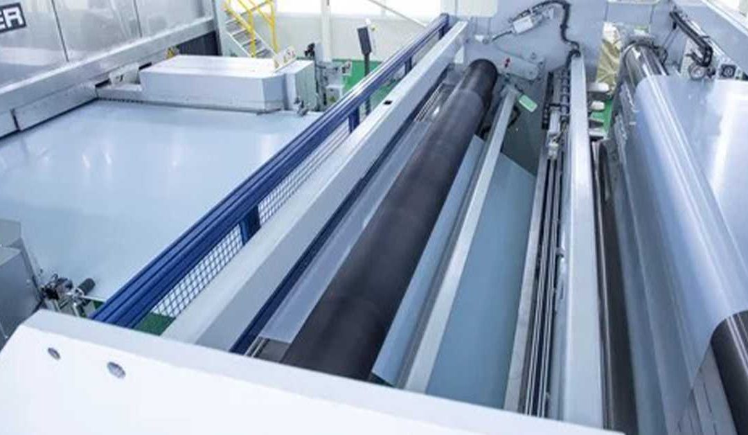 World’s first film separator for faulty self-adhesive films